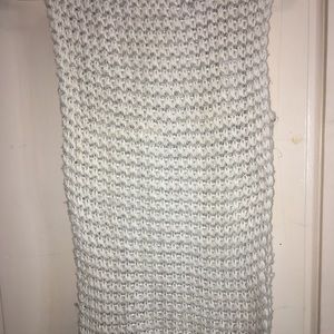 White knitted infinity scarf